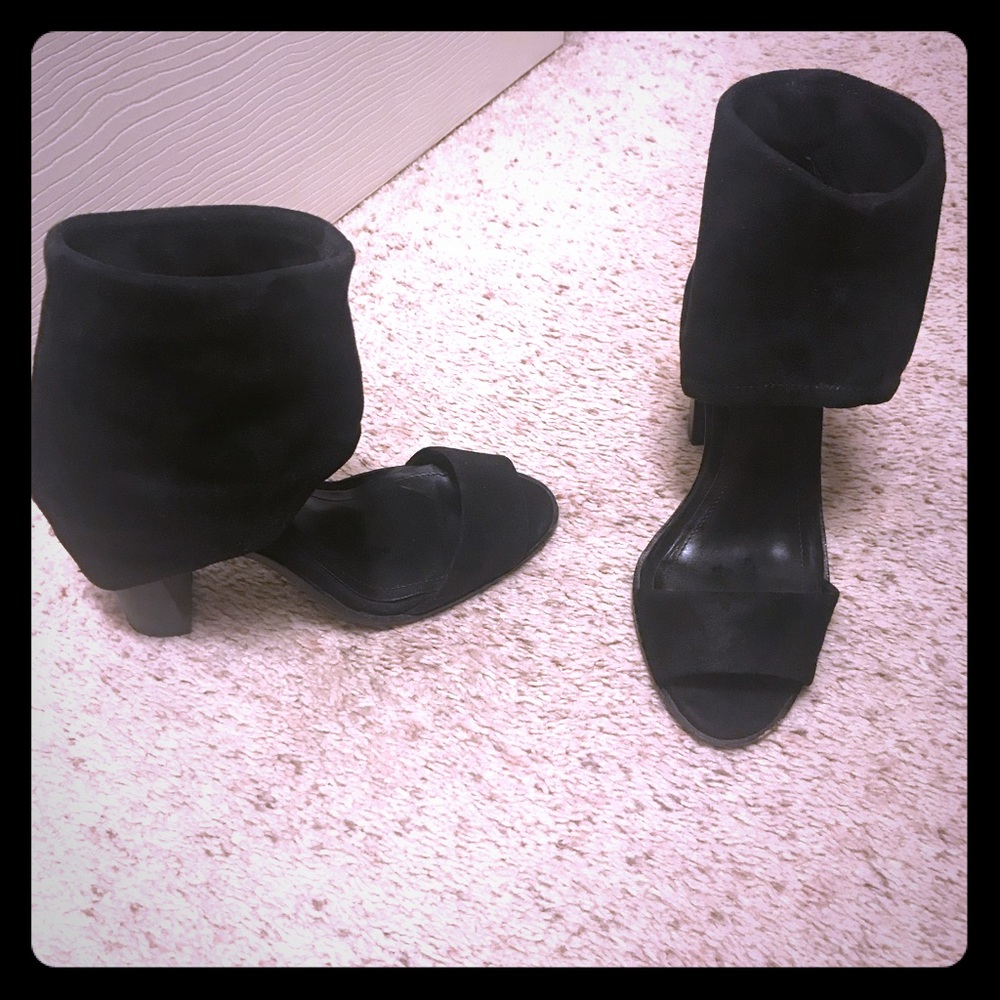 BCBG shoes